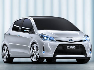 Το Toyota Yaris θα είναι διαθέσιμο και με υβριδική τεχνολογία